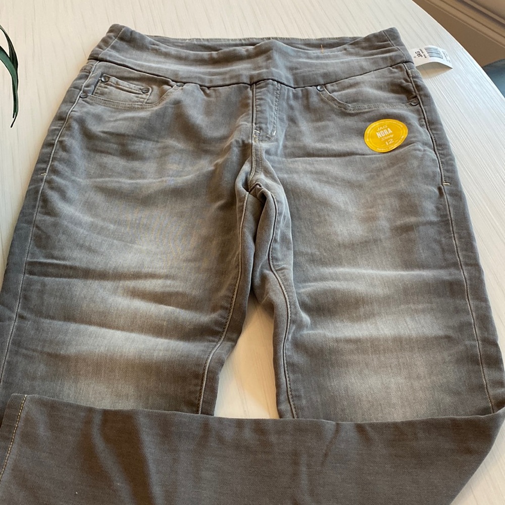 Jag Jeans wonderfully soft knit denim size 12 NWT